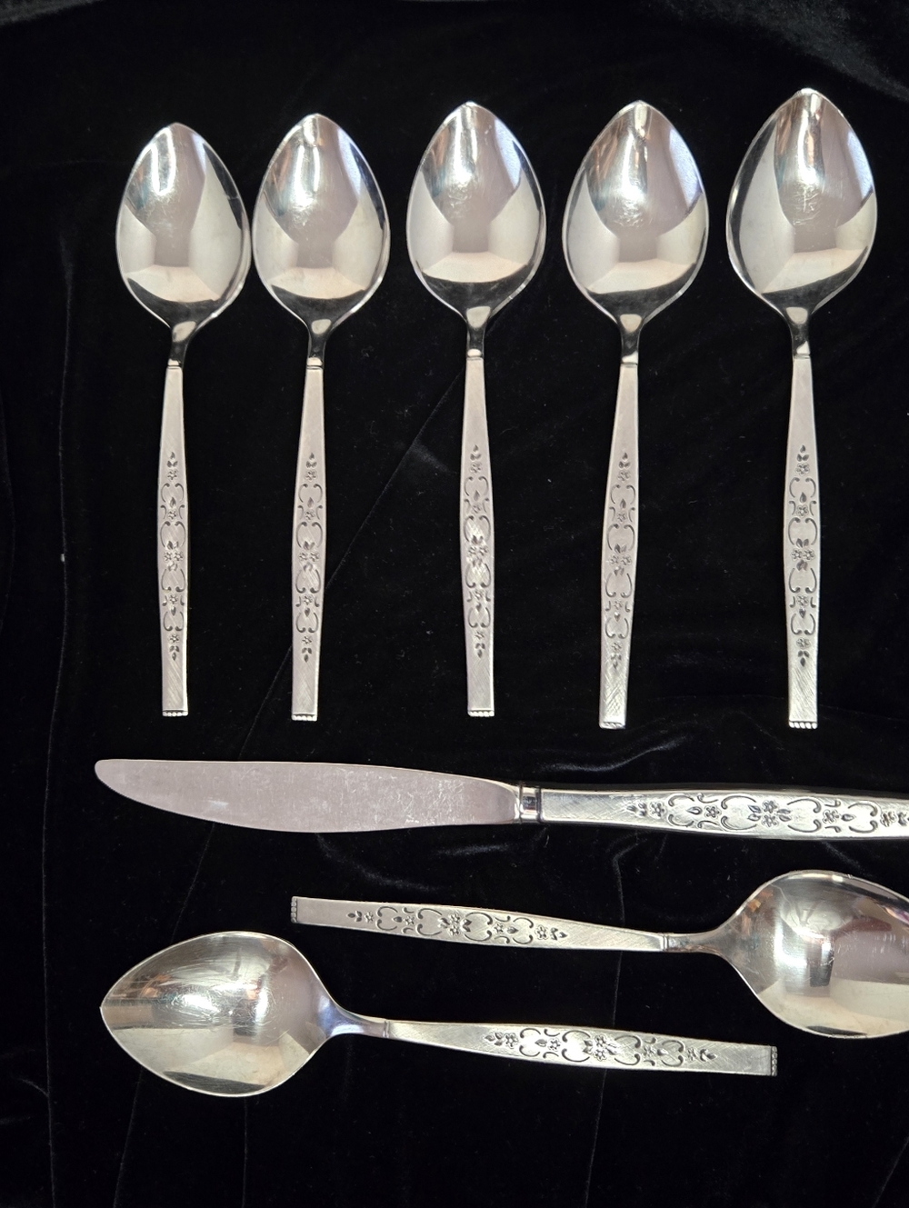 Oneida Wm A Rogers Premier Stainless SPANADA Flatware: 1 Dinner Knife 7 Spoons